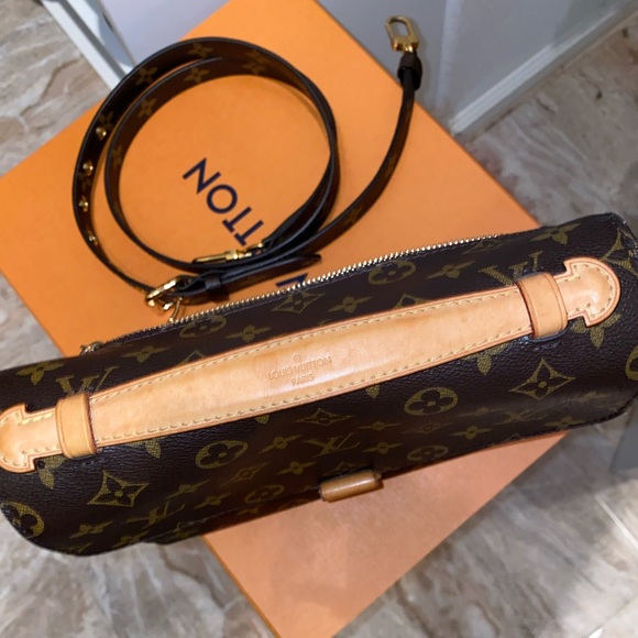 SOLD‼️🥳🎉HP🎉🥳Louis Vuitton Pochette Métis Price is Firm❗️ - Picture 8 of 12
